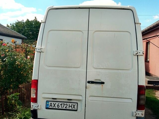 Білий Мерседес Sprinter, об'ємом двигуна 2.3 л та пробігом 600 тис. км за 3500 $, фото 2 на Automoto.ua