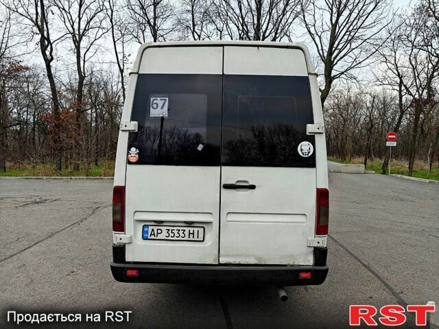 Белый Мерседес Sprinter, объемом двигателя 2.9 л и пробегом 300 тыс. км за 7000 $, фото 6 на Automoto.ua