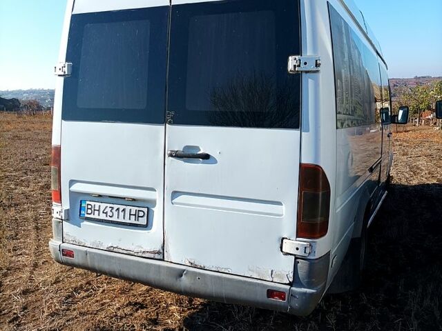 Белый Мерседес Sprinter, объемом двигателя 2.9 л и пробегом 1 тыс. км за 5900 $, фото 7 на Automoto.ua