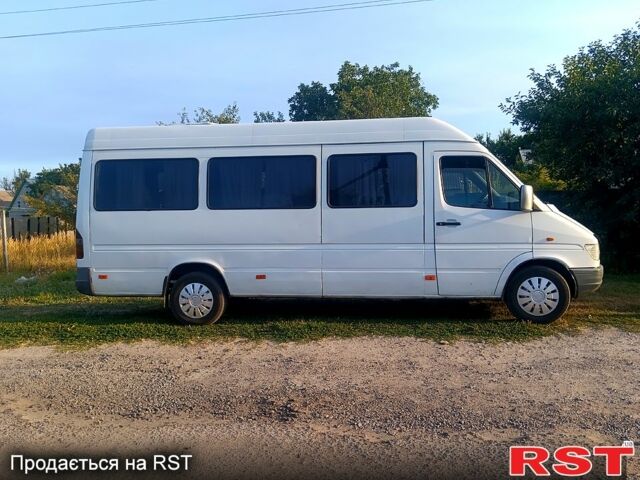 Белый Мерседес Sprinter, объемом двигателя 2.9 л и пробегом 0 тыс. км за 5800 $, фото 3 на Automoto.ua