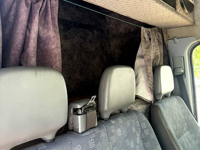 Білий Мерседес Sprinter, об'ємом двигуна 2.2 л та пробігом 80 тис. км за 8000 $, фото 6 на Automoto.ua