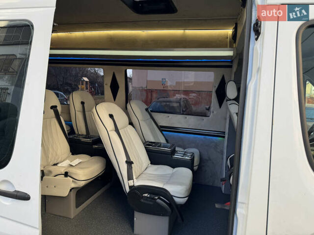 Белый Мерседес Sprinter, объемом двигателя 0 л и пробегом 700 тыс. км за 18000 $, фото 7 на Automoto.ua