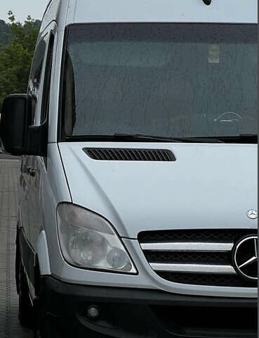 Белый Мерседес Sprinter, объемом двигателя 0 л и пробегом 700 тыс. км за 18000 $, фото 10 на Automoto.ua