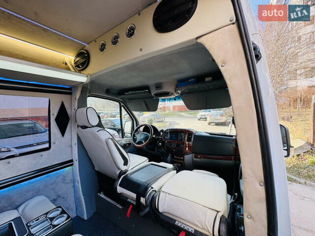 Белый Мерседес Sprinter, объемом двигателя 0 л и пробегом 700 тыс. км за 18000 $, фото 5 на Automoto.ua