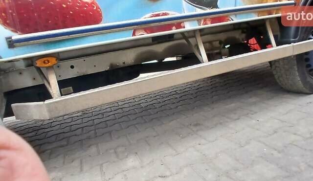 Белый Мерседес Sprinter, объемом двигателя 2.2 л и пробегом 180 тыс. км за 23496 $, фото 4 на Automoto.ua