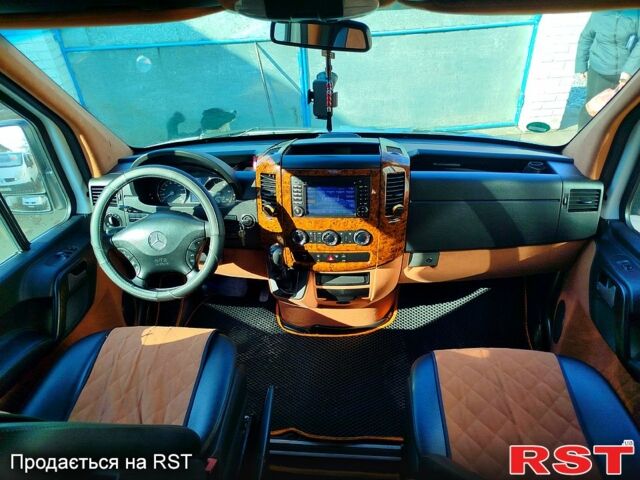 Білий Мерседес Sprinter, об'ємом двигуна 22 л та пробігом 560 тис. км за 23600 $, фото 8 на Automoto.ua