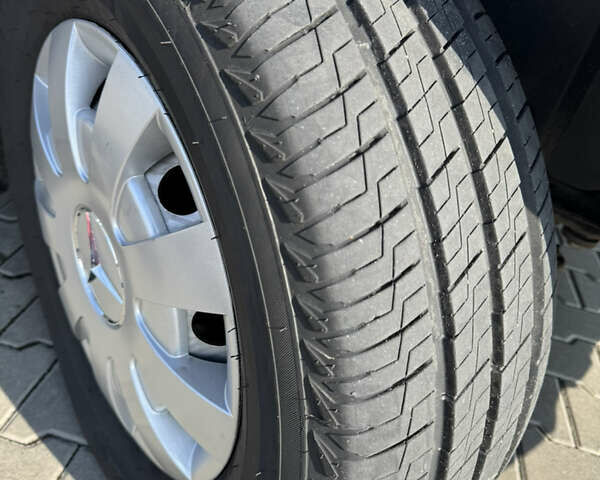 Белый Мерседес Sprinter, объемом двигателя 2.99 л и пробегом 0 тыс. км за 35500 $, фото 10 на Automoto.ua