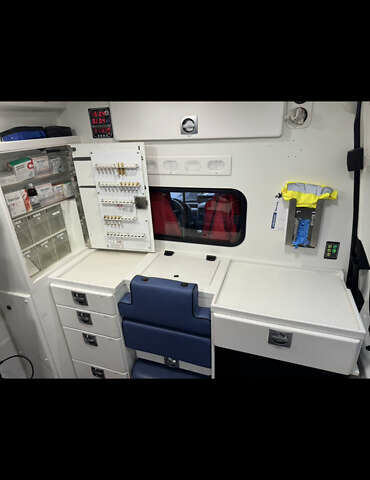 Белый Мерседес Sprinter, объемом двигателя 2.99 л и пробегом 0 тыс. км за 35300 $, фото 8 на Automoto.ua