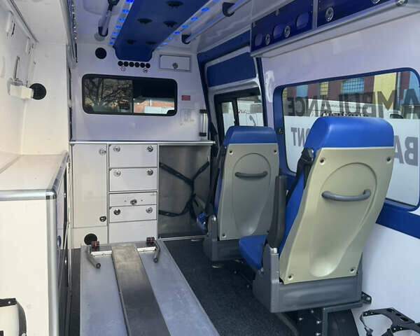 Білий Мерседес Sprinter, об'ємом двигуна 3 л та пробігом 1 тис. км за 53105 $, фото 3 на Automoto.ua