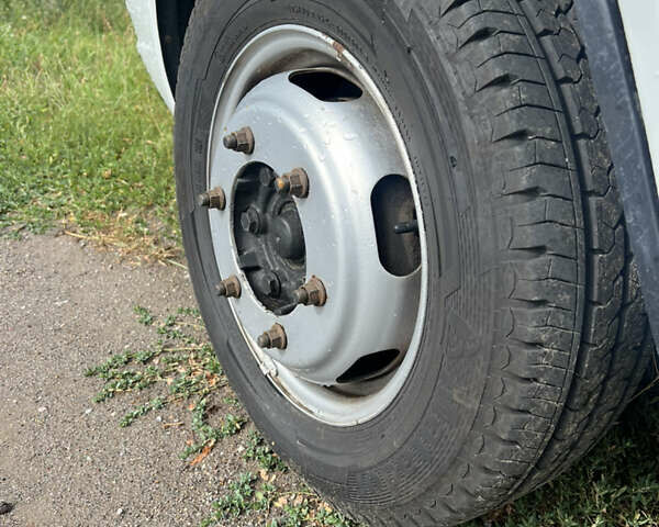 Білий Мерседес Sprinter, об'ємом двигуна 2.87 л та пробігом 500 тис. км за 13500 $, фото 2 на Automoto.ua