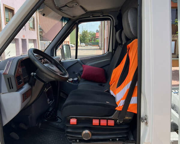 Білий Мерседес Sprinter, об'ємом двигуна 2.87 л та пробігом 500 тис. км за 13500 $, фото 13 на Automoto.ua