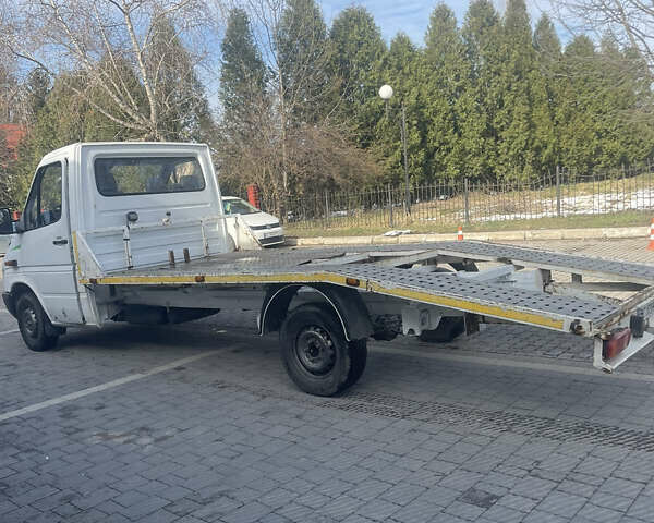 Білий Мерседес Sprinter, об'ємом двигуна 2.3 л та пробігом 650 тис. км за 7900 $, фото 1 на Automoto.ua