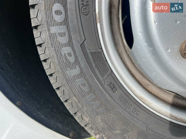 Білий Мерседес Sprinter, об'ємом двигуна 2.87 л та пробігом 500 тис. км за 13500 $, фото 3 на Automoto.ua