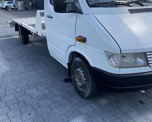 Білий Мерседес Sprinter, об'ємом двигуна 2.3 л та пробігом 650 тис. км за 7900 $, фото 2 на Automoto.ua