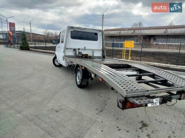 Білий Мерседес Sprinter, об'ємом двигуна 2.9 л та пробігом 704 тис. км за 12000 $, фото 15 на Automoto.ua