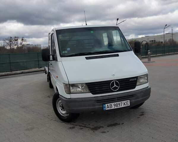 Білий Мерседес Sprinter, об'ємом двигуна 2.9 л та пробігом 704 тис. км за 12000 $, фото 18 на Automoto.ua