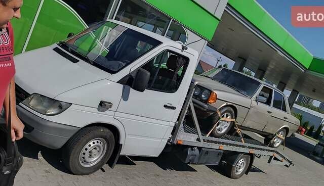 Белый Мерседес Sprinter, объемом двигателя 2.69 л и пробегом 335 тыс. км за 13200 $, фото 31 на Automoto.ua