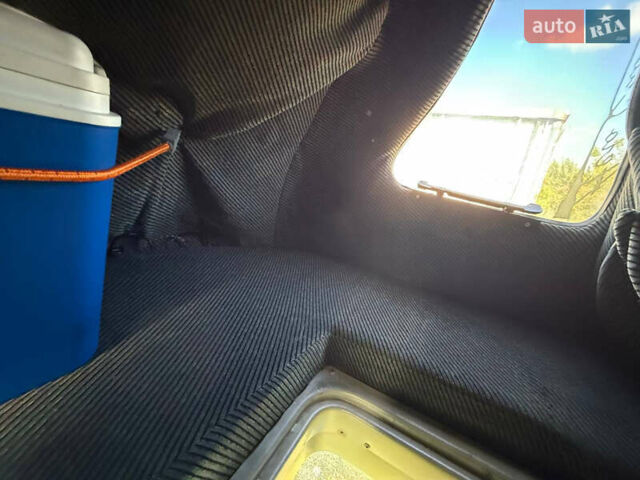 Білий Мерседес Sprinter, об'ємом двигуна 2.69 л та пробігом 496 тис. км за 18500 $, фото 53 на Automoto.ua