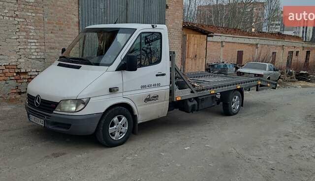 Белый Мерседес Sprinter, объемом двигателя 2.69 л и пробегом 335 тыс. км за 13200 $, фото 38 на Automoto.ua