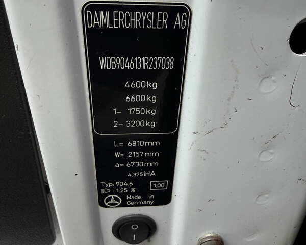 Білий Мерседес Sprinter, об'ємом двигуна 2.69 л та пробігом 496 тис. км за 18500 $, фото 5 на Automoto.ua