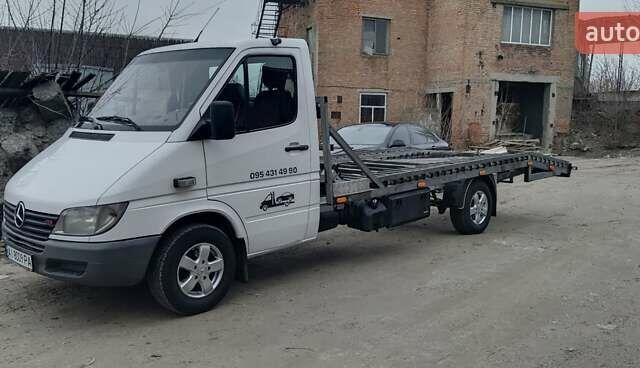 Белый Мерседес Sprinter, объемом двигателя 2.69 л и пробегом 335 тыс. км за 13200 $, фото 39 на Automoto.ua