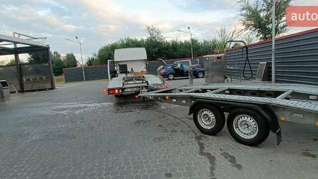 Білий Мерседес Sprinter, об'ємом двигуна 2.7 л та пробігом 670 тис. км за 17500 $, фото 5 на Automoto.ua