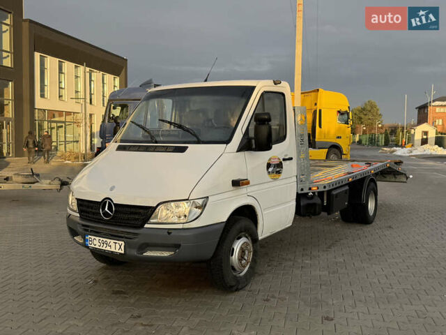 Белый Мерседес Sprinter, объемом двигателя 2.69 л и пробегом 295 тыс. км за 14999 $, фото 4 на Automoto.ua