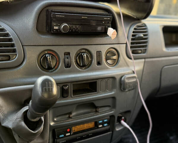 Белый Мерседес Sprinter, объемом двигателя 2.69 л и пробегом 295 тыс. км за 14999 $, фото 29 на Automoto.ua