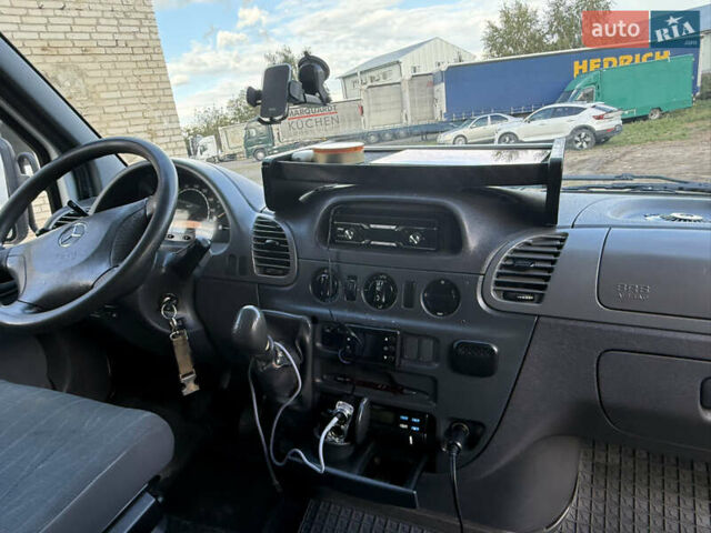 Білий Мерседес Sprinter, об'ємом двигуна 2.69 л та пробігом 403 тис. км за 20000 $, фото 7 на Automoto.ua