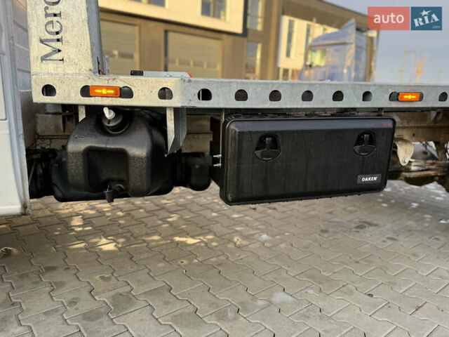 Белый Мерседес Sprinter, объемом двигателя 2.69 л и пробегом 295 тыс. км за 14999 $, фото 23 на Automoto.ua