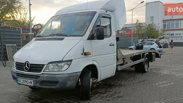 Білий Мерседес Sprinter, об'ємом двигуна 2.7 л та пробігом 670 тис. км за 17500 $, фото 3 на Automoto.ua