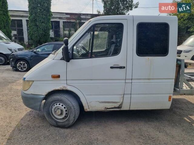 Білий Мерседес Sprinter, об'ємом двигуна 2.15 л та пробігом 920 тис. км за 9250 $, фото 3 на Automoto.ua