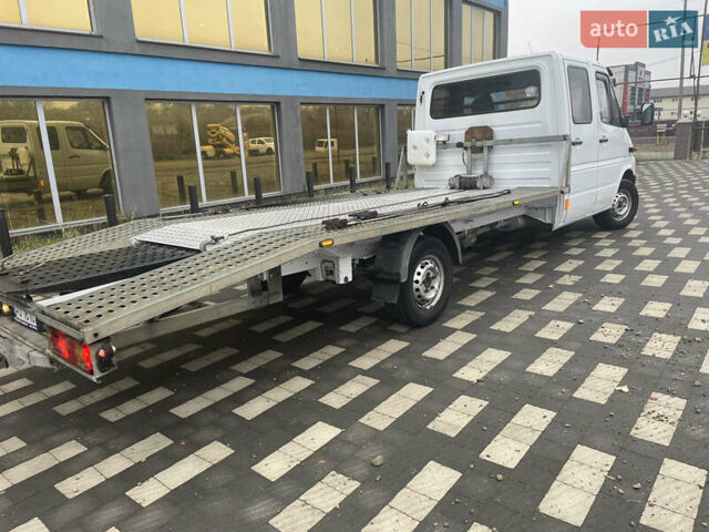 Белый Мерседес Sprinter, объемом двигателя 2.2 л и пробегом 250 тыс. км за 12000 $, фото 11 на Automoto.ua