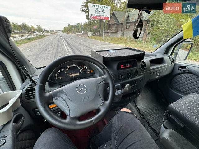 Білий Мерседес Sprinter, об'ємом двигуна 2.69 л та пробігом 350 тис. км за 19999 $, фото 24 на Automoto.ua