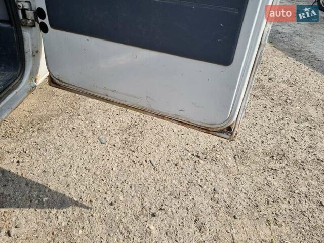 Білий Мерседес Sprinter, об'ємом двигуна 2.15 л та пробігом 920 тис. км за 9250 $, фото 20 на Automoto.ua