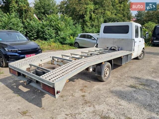 Білий Мерседес Sprinter, об'ємом двигуна 2.15 л та пробігом 920 тис. км за 9250 $, фото 6 на Automoto.ua