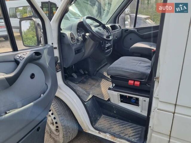 Білий Мерседес Sprinter, об'ємом двигуна 2.15 л та пробігом 920 тис. км за 9250 $, фото 23 на Automoto.ua