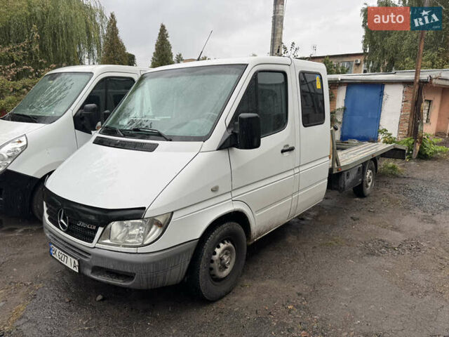 Белый Мерседес Sprinter, объемом двигателя 2.69 л и пробегом 588 тыс. км за 15200 $, фото 22 на Automoto.ua