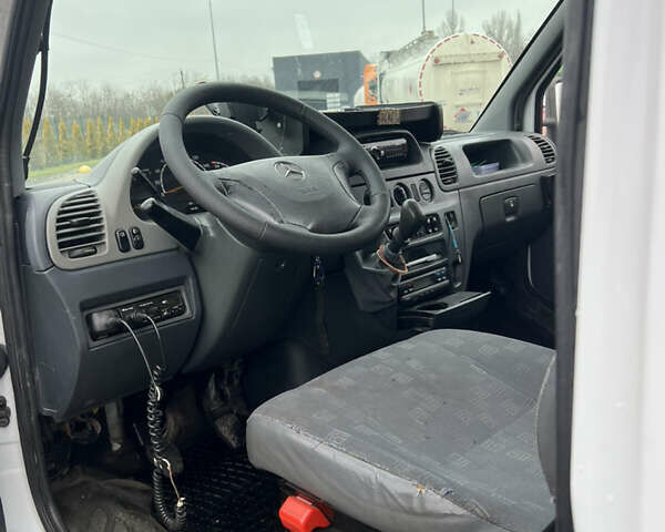 Білий Мерседес Sprinter, об'ємом двигуна 2.7 л та пробігом 607 тис. км за 16200 $, фото 12 на Automoto.ua