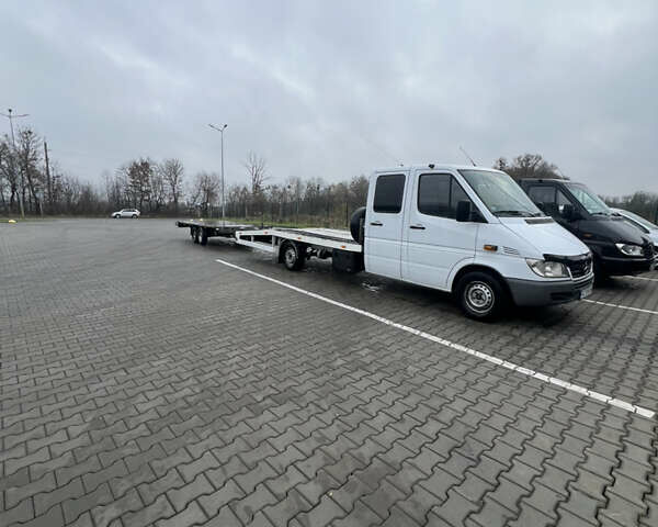 Білий Мерседес Sprinter, об'ємом двигуна 2.7 л та пробігом 607 тис. км за 16200 $, фото 1 на Automoto.ua