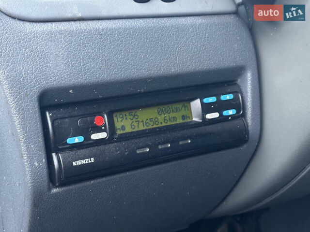 Білий Мерседес Sprinter, об'ємом двигуна 2.69 л та пробігом 692 тис. км за 15000 $, фото 53 на Automoto.ua