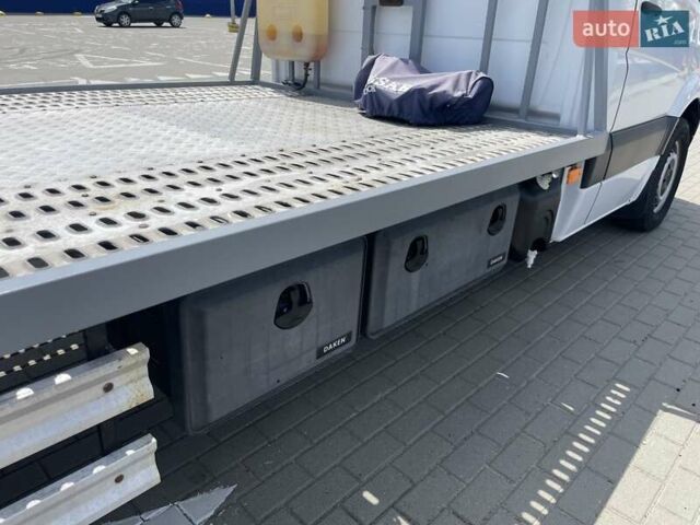 Белый Мерседес Sprinter, объемом двигателя 2.15 л и пробегом 625 тыс. км за 15000 $, фото 21 на Automoto.ua