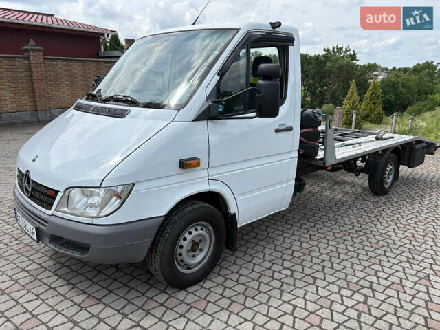 Белый Мерседес Sprinter, объемом двигателя 2.69 л и пробегом 500 тыс. км за 16450 $, фото 5 на Automoto.ua