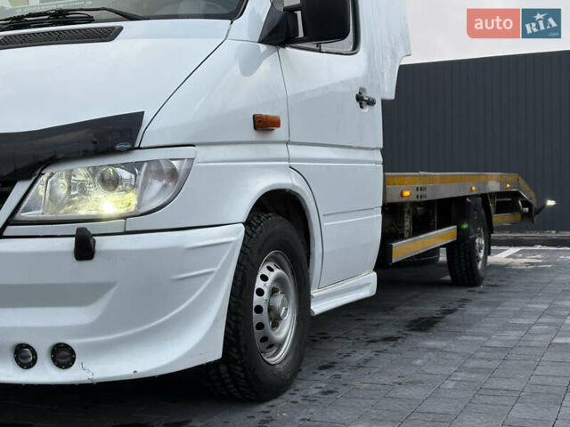 Білий Мерседес Sprinter, об'ємом двигуна 2.69 л та пробігом 692 тис. км за 15000 $, фото 4 на Automoto.ua
