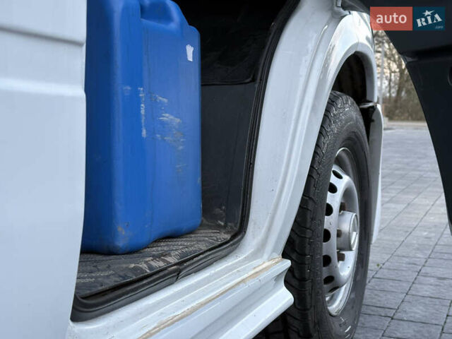 Білий Мерседес Sprinter, об'ємом двигуна 2.69 л та пробігом 692 тис. км за 15000 $, фото 14 на Automoto.ua