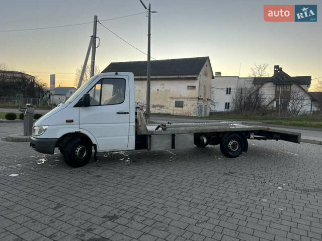 Білий Мерседес Sprinter, об'ємом двигуна 2.69 л та пробігом 700 тис. км за 10300 $, фото 2 на Automoto.ua