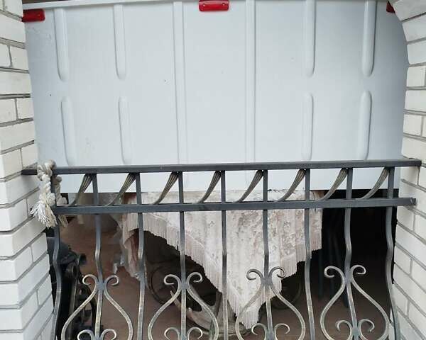 Белый Мерседес Sprinter, объемом двигателя 2.15 л и пробегом 625 тыс. км за 15000 $, фото 39 на Automoto.ua