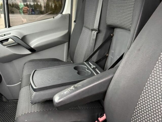 Белый Мерседес Sprinter, объемом двигателя 2.99 л и пробегом 673 тыс. км за 18000 $, фото 14 на Automoto.ua
