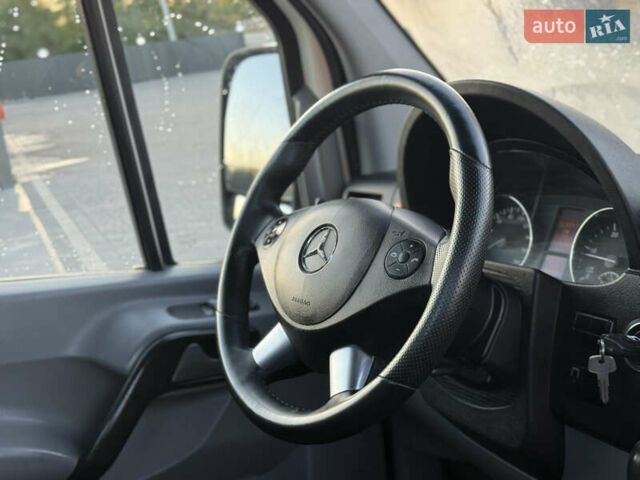 Білий Мерседес Sprinter, об'ємом двигуна 2.99 л та пробігом 328 тис. км за 21999 $, фото 10 на Automoto.ua