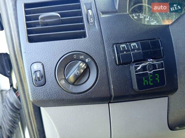 Белый Мерседес Sprinter, объемом двигателя 2.14 л и пробегом 370 тыс. км за 18512 $, фото 20 на Automoto.ua